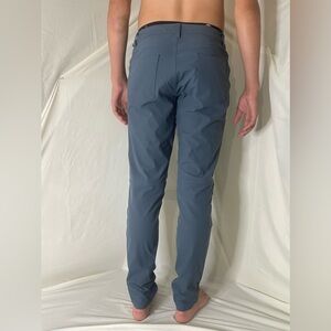 Lulu Lemon ABC pant slim -30- Iron Blue